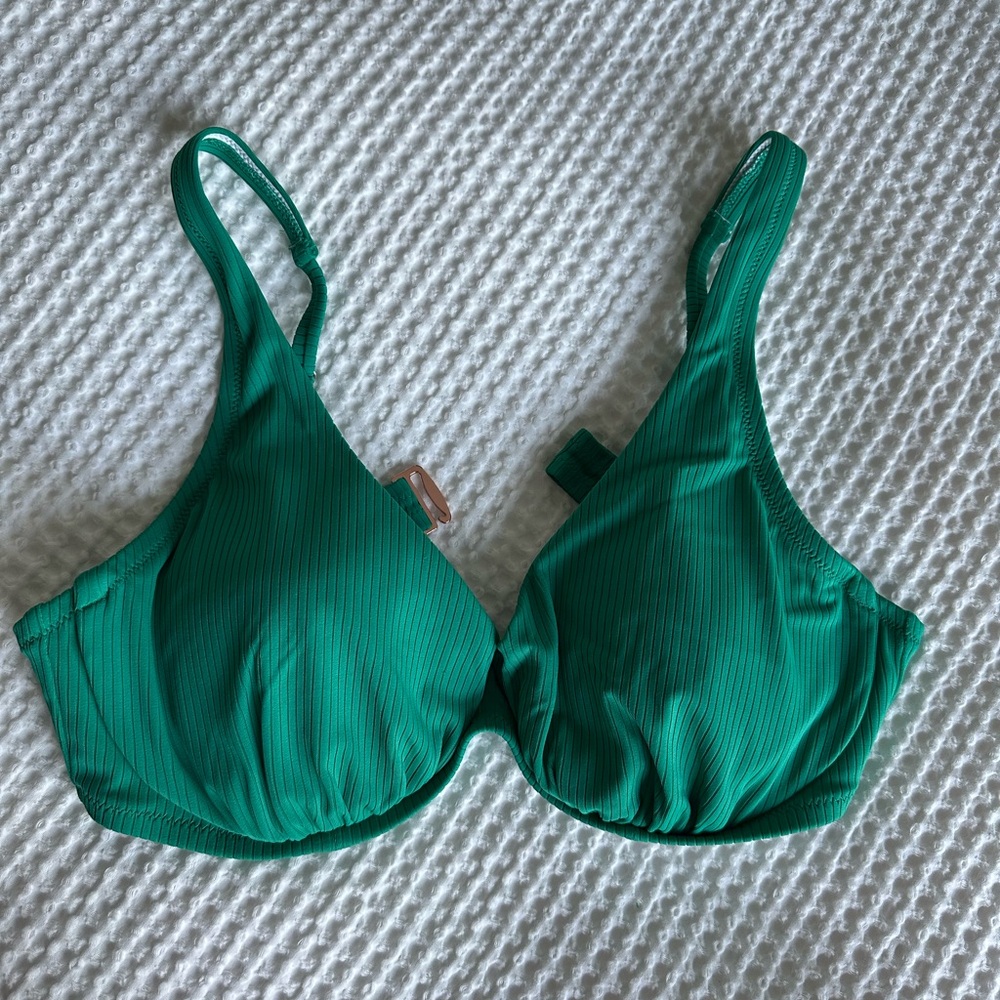 Shade & Shore Vibrant Green Bathing suit Bikini Top